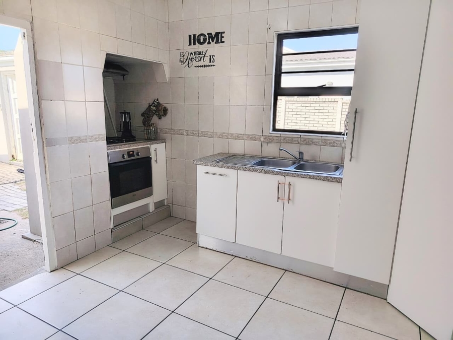 3 Bedroom Property for Sale in Kidds Beach Eastern Cape